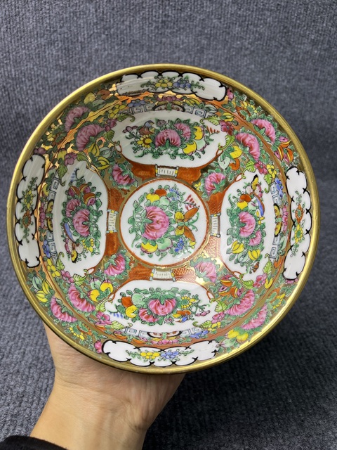 古玩陶瓷廣彩開窗花鳥紋碗真品鑒賞圖