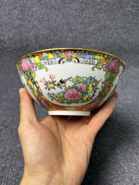 古玩陶瓷廣彩開窗花鳥紋碗真品鑒賞圖