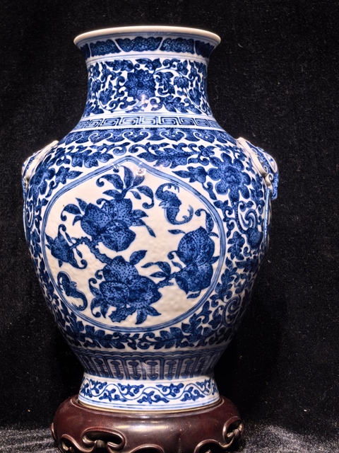 古玩陶瓷青花福壽紋鳩耳銜環尊真品鑒賞圖