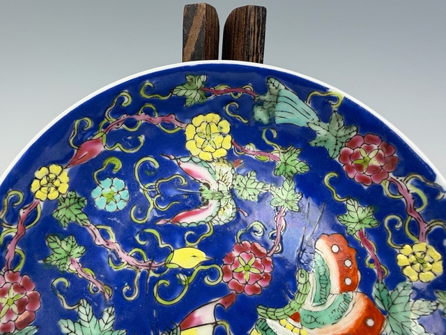 古玩陶瓷民國·藍地粉彩瓜瓞綿綿盤拍賣，當前價格249元