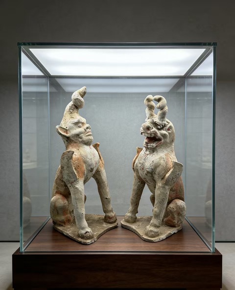 古玩陶瓷隋唐·辟邪獸拍賣，當前價格6000元