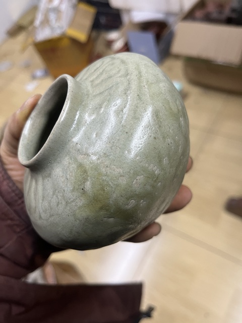 古玩陶瓷龍泉罐真品鑒賞圖