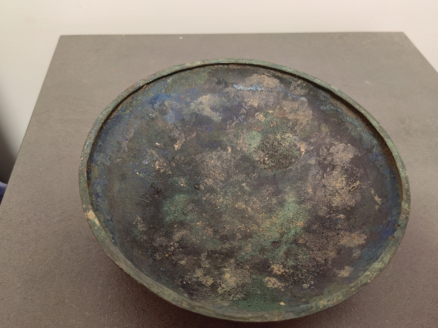 古玩銅器漢代青銅鼎蓋真品鑒賞圖