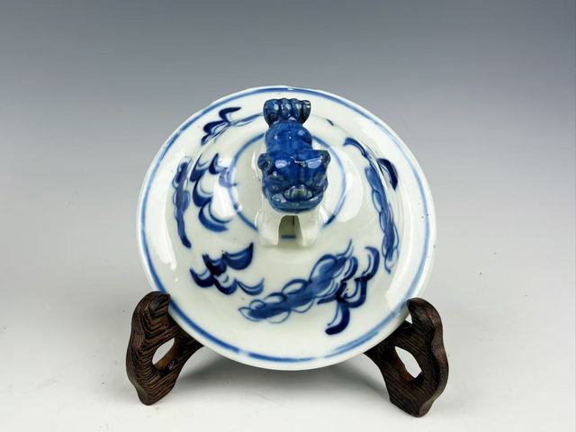 古玩陶瓷清晚期·青花雙龍戲珠大瓶拍賣，當(dāng)前價格776元