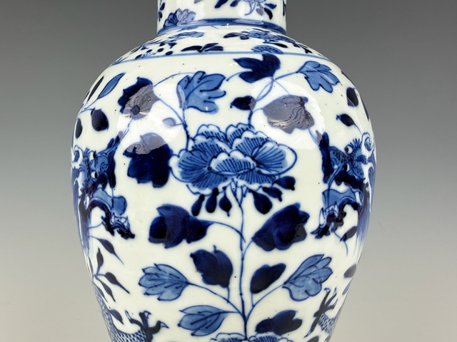 古玩陶瓷清晚期·青花龍穿牡丹大瓶拍賣，當前價格940元