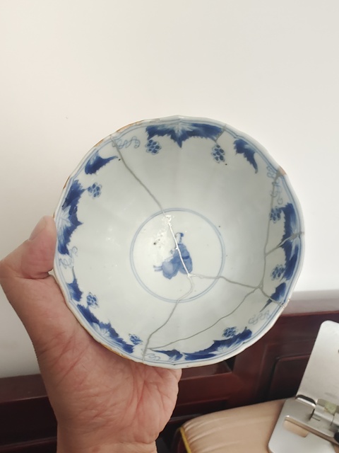 古玩陶瓷康熙青花杯真品鑒賞圖