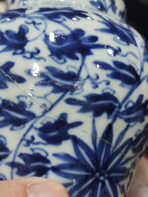 古玩陶瓷晚清青花小將軍罐真品鑒賞圖