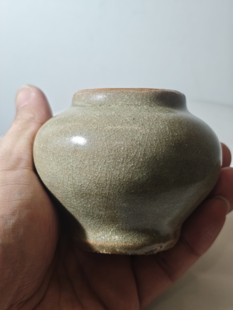 古玩陶瓷龍泉窯蓋罐真品鑒賞圖