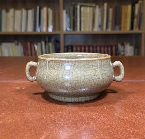 古玩陶瓷黃哥釉雙耳爐真品鑒賞圖