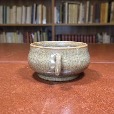 古玩陶瓷黃哥釉雙耳爐真品鑒賞圖