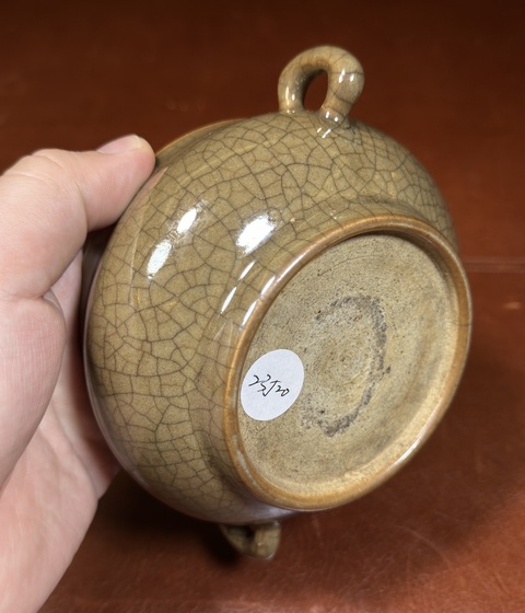 古玩陶瓷黃哥釉雙耳爐真品鑒賞圖