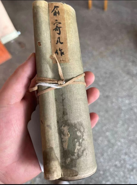 古玩字畫寫意花鳥小品立軸真品鑒賞圖