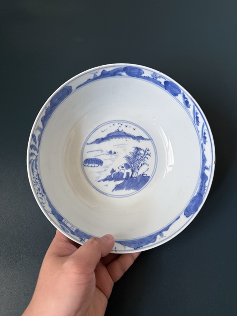 古玩陶瓷清·光緒滕王閣章江門山水圖青花大碗拍賣，當(dāng)前價格1600元