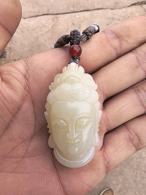古玩玉器和田玉佛頭掛件真品鑒賞圖