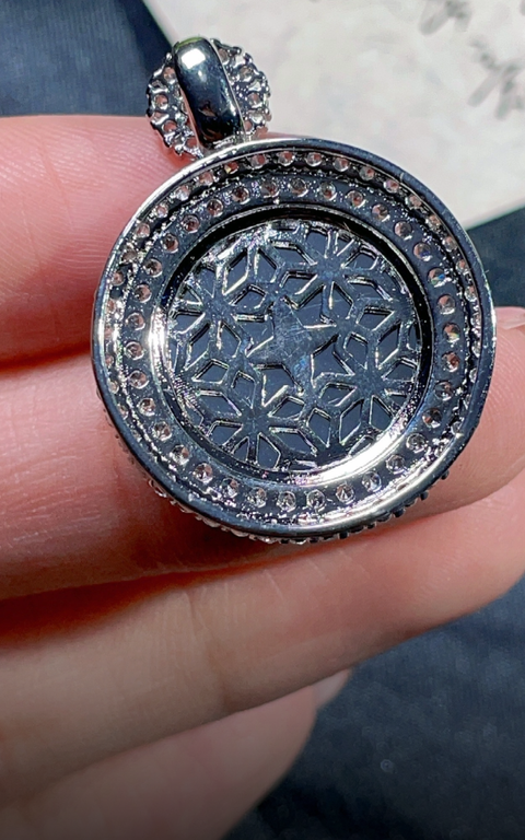 古玩玉器天然翡翠鑲嵌吊墜真品鑒賞圖