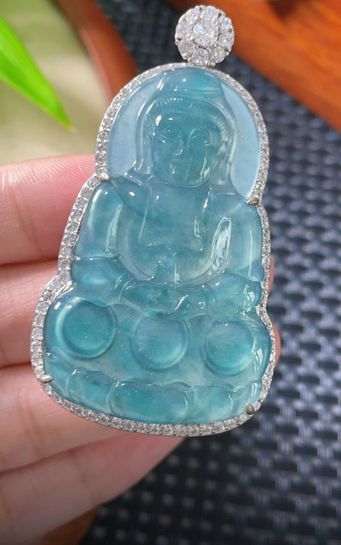 古玩玉器翡翠鑲嵌“觀音掛件”真品鑒賞圖