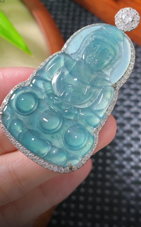 古玩玉器翡翠鑲嵌“觀音掛件”真品鑒賞圖