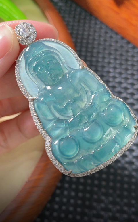 古玩玉器翡翠鑲嵌“觀音掛件”真品鑒賞圖