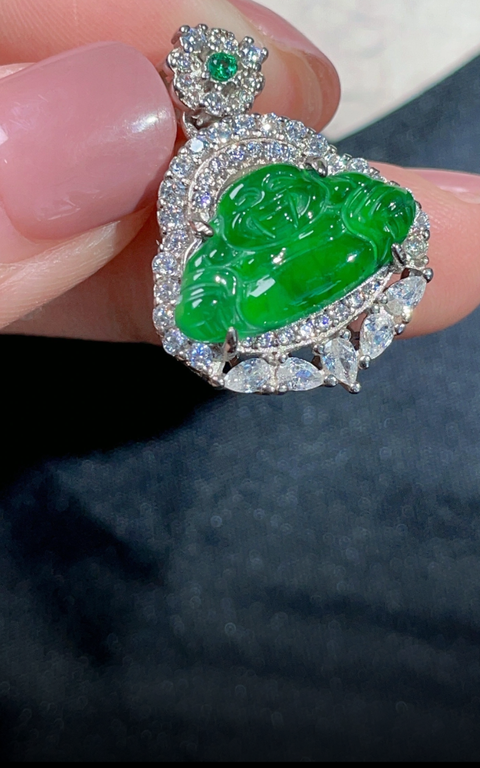 古玩玉器翡翠鑲嵌“佛公掛件”拍賣，當(dāng)前價(jià)格598元