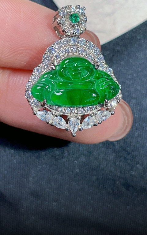 古玩玉器翡翠鑲嵌“佛公掛件”拍賣，當(dāng)前價(jià)格598元