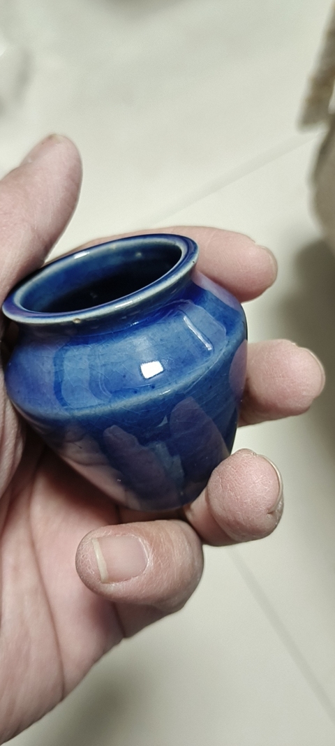 古玩陶瓷藍釉小罐真品鑒賞圖