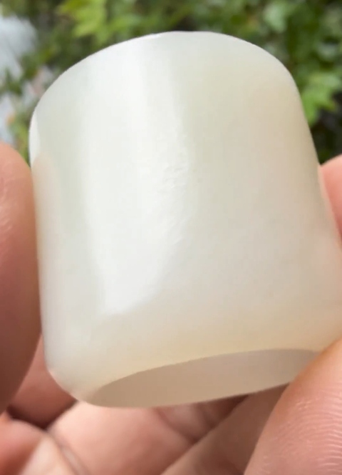 古玩玉器和田白玉扳指真品鑒賞圖