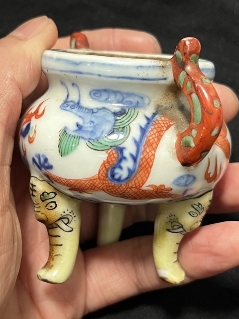 古玩陶瓷青花加彩爐真品鑒賞圖