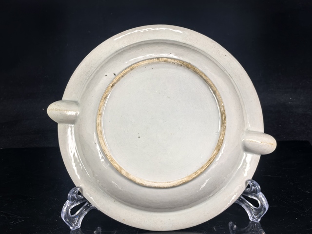 古玩陶瓷清代乾隆時(shí)期墨彩描金花卉紋溫盤(pán)拍賣，當(dāng)前價(jià)格2888元