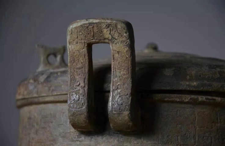 古玩銅器春秋·鼎真品鑒賞圖