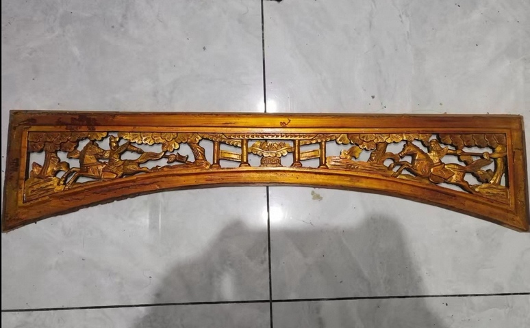 古玩雜項民國：戲曲刀馬人物鏤空木雕花板一片拍賣，當前價格84元