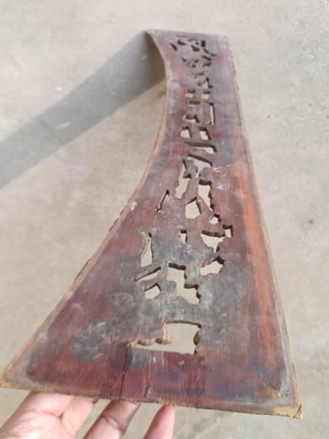 古玩雜項民國：戲曲刀馬人物鏤空木雕花板一片拍賣，當前價格84元