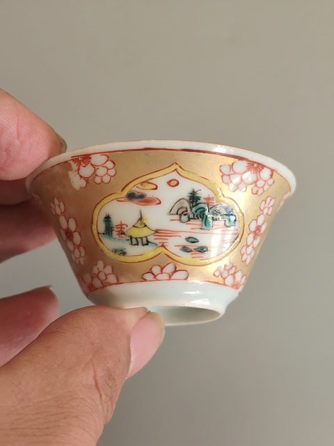 古玩陶瓷五彩杯真品鑒賞圖