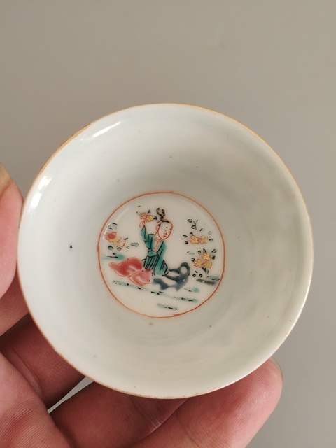 古玩陶瓷五彩杯真品鑒賞圖