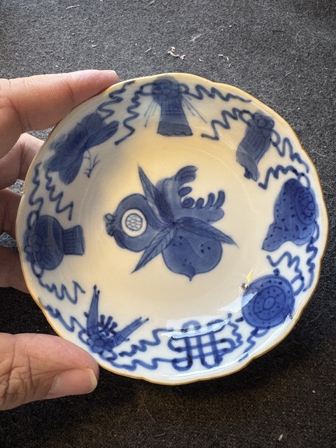 古玩陶瓷青花三多紋盤（日本）真品鑒賞圖