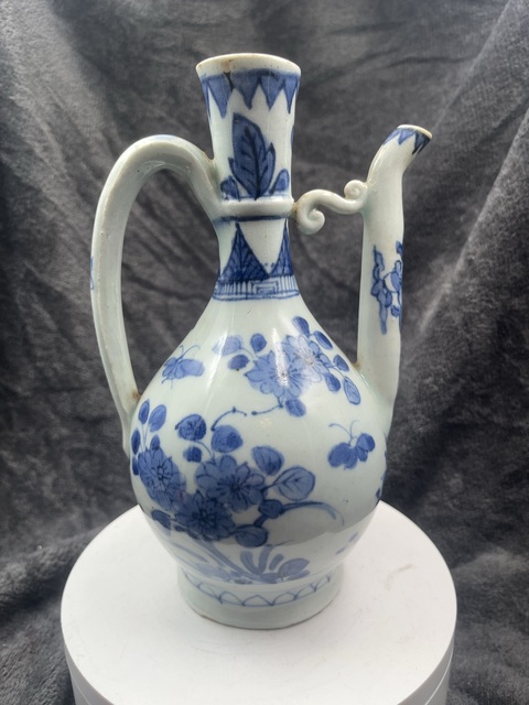 古玩陶瓷青花花卉紋執(zhí)壺拍賣，當(dāng)前價(jià)格12888元