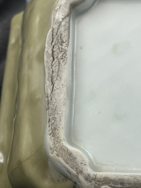 古玩陶瓷清龍泉暗刻紋筆洗拍賣，當前價格8888元