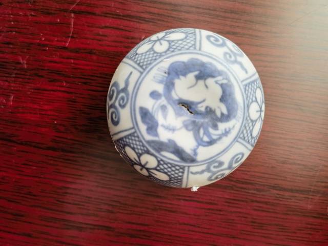 古玩陶瓷明末青花蓋盒真品鑒賞圖