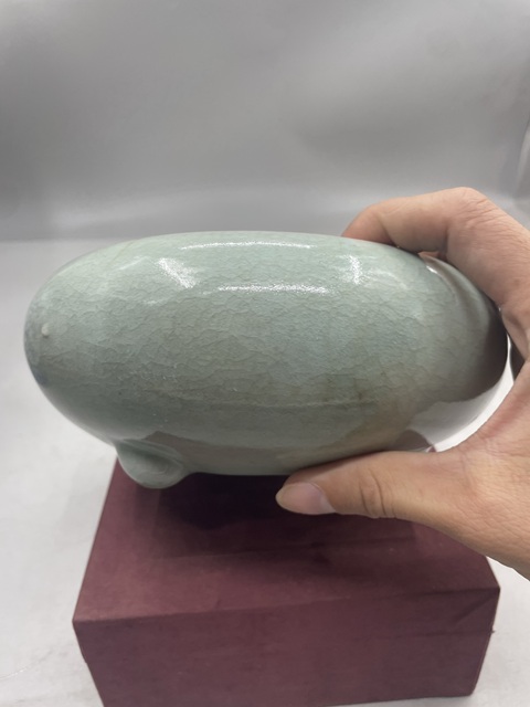 古玩陶瓷郎綠釉三足爐真品鑒賞圖