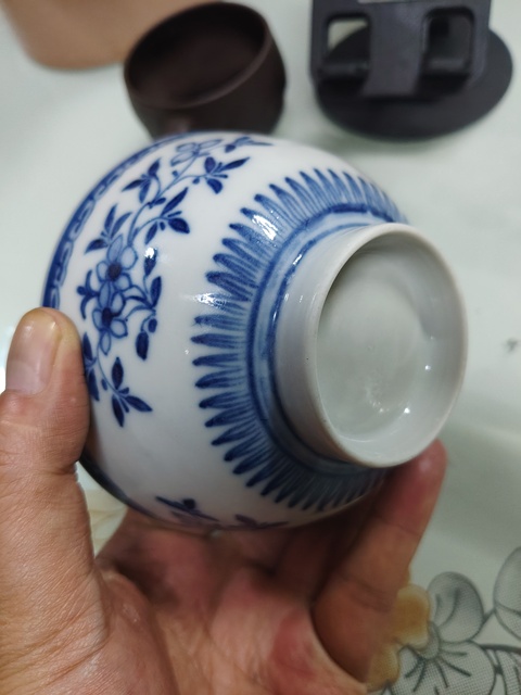 古玩陶瓷清中期 青花折枝花卉紋碗真品鑒賞圖