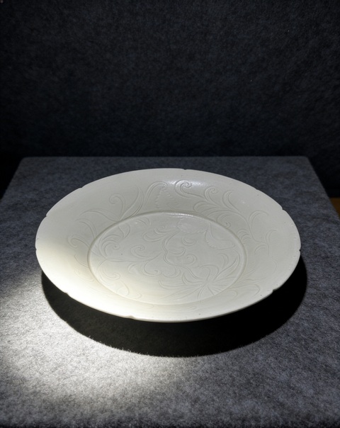 古玩陶瓷北宋·定窯盤拍賣，當(dāng)前價(jià)格500000元