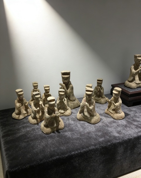 古玩陶瓷接著奏樂接著舞拍賣，當前價格35000元