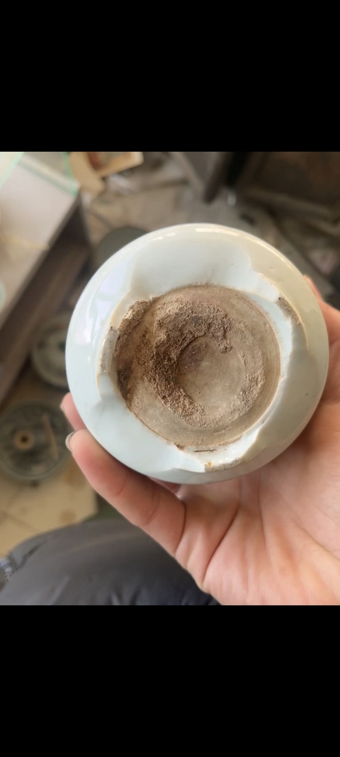 古玩陶瓷二龍戲珠青花三足筒式香爐真品鑒賞圖