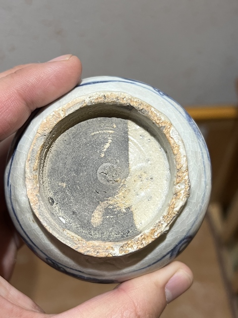 古玩陶瓷青花獅子繡球圖罐真品鑒賞圖