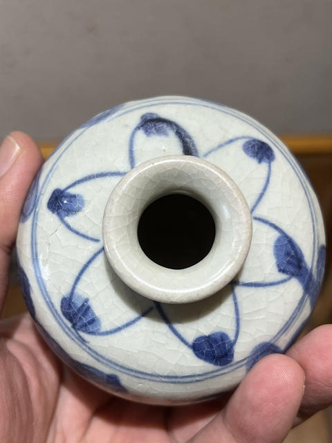 古玩陶瓷青花獅子繡球圖罐真品鑒賞圖