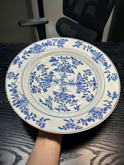 古玩陶瓷清康熙·青花折枝花卉紋折沿大盤（33公分）拍賣，當前價格1680元