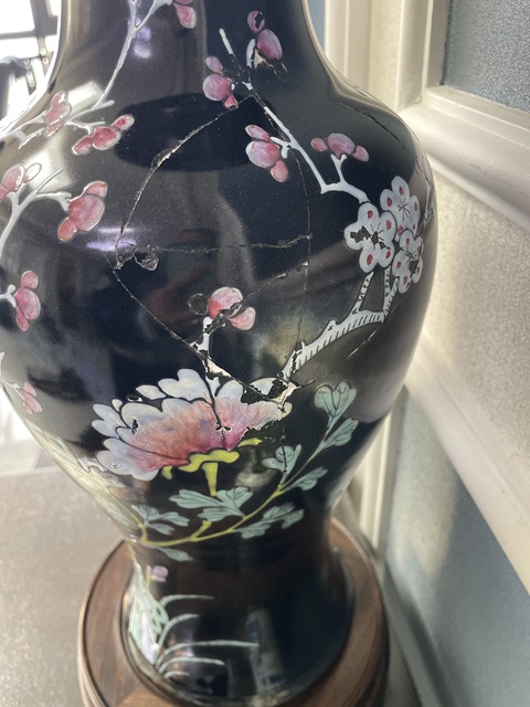 古玩陶瓷墨地粉彩觀音瓶拍賣(mài)，當(dāng)前價(jià)格2880元