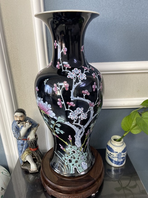 古玩陶瓷墨地粉彩觀音瓶拍賣(mài)，當(dāng)前價(jià)格2880元