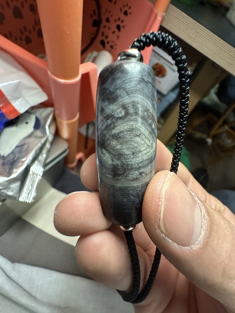 古玩玉器纏絲瑪瑙珠真品鑒賞圖