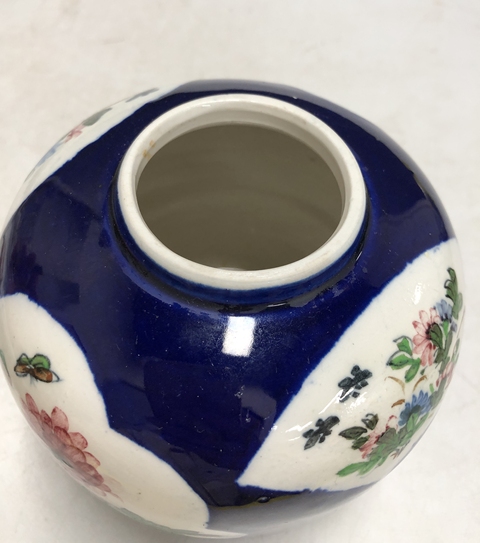 古玩陶瓷民國·藍(lán)釉開窗粉彩花卉紋罐拍賣，當(dāng)前價格1699元