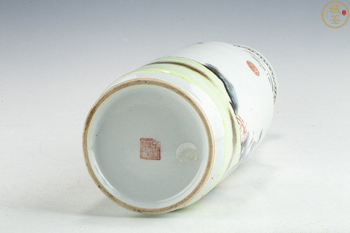 古玩陶瓷民國·粉彩仕女嬰戲紋棒槌瓶拍賣，當(dāng)前價格496元